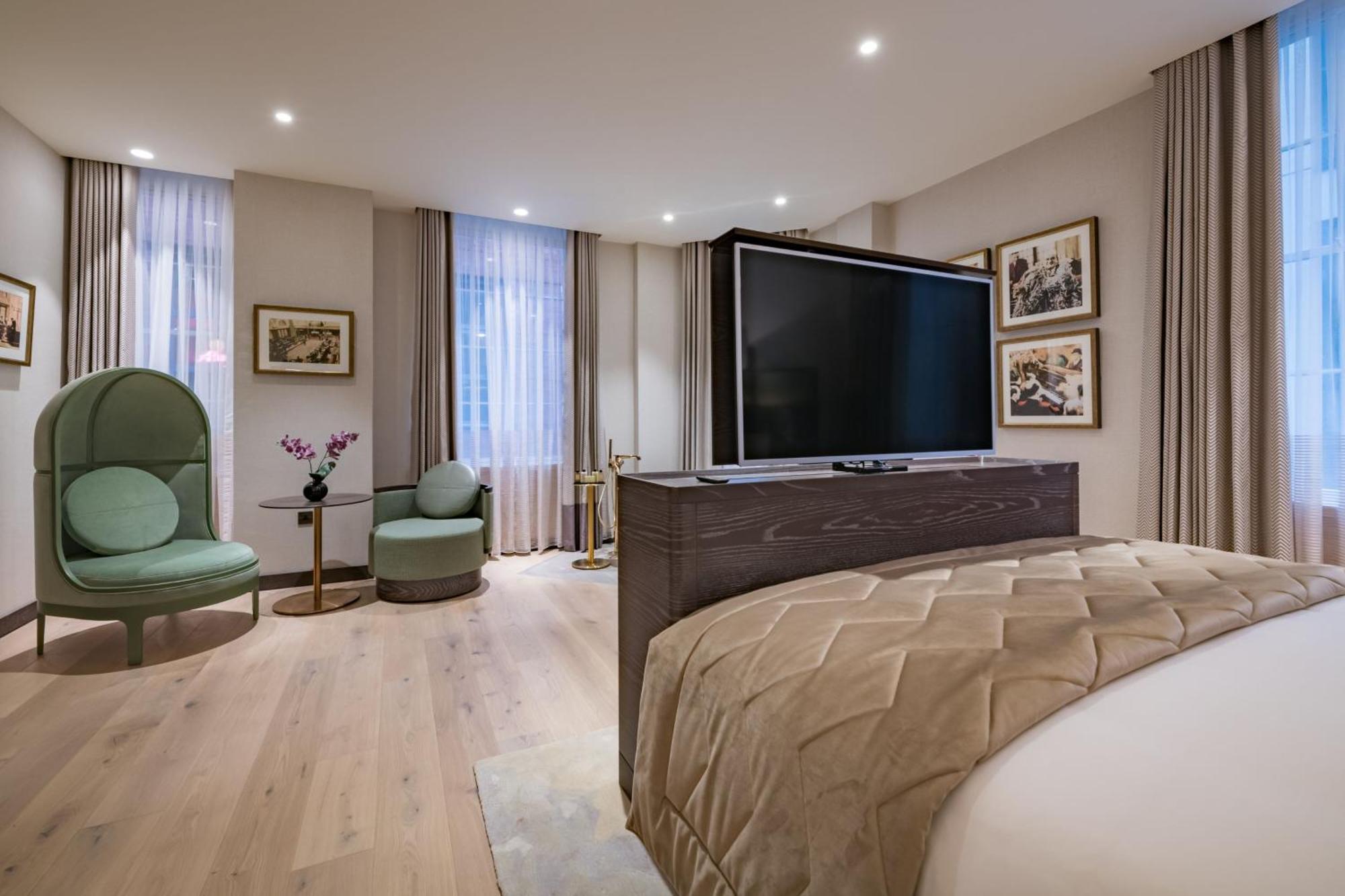 Stock Exchange Hotel, Manchester, Autograph Collection ภายนอก รูปภาพ A bedroom at the hotel
