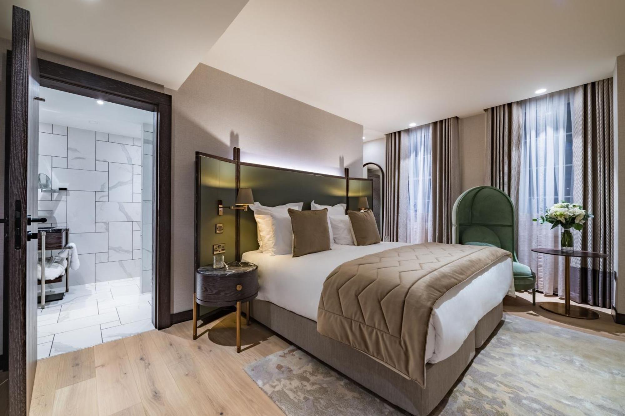 Stock Exchange Hotel, Manchester, Autograph Collection ภายนอก รูปภาพ A bedroom at the hotel