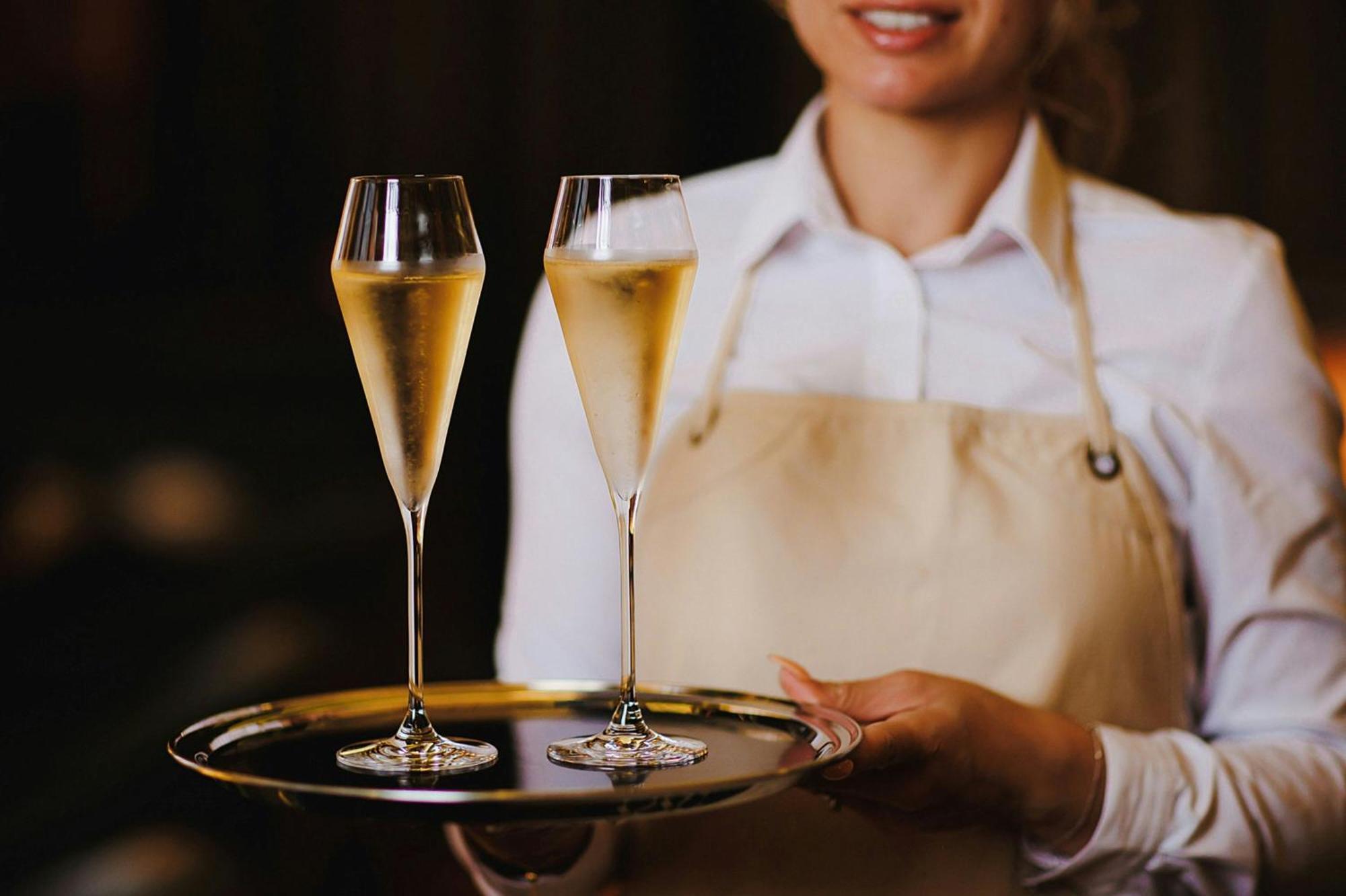 Stock Exchange Hotel, Manchester, Autograph Collection ภายนอก รูปภาพ Champagne flutes
